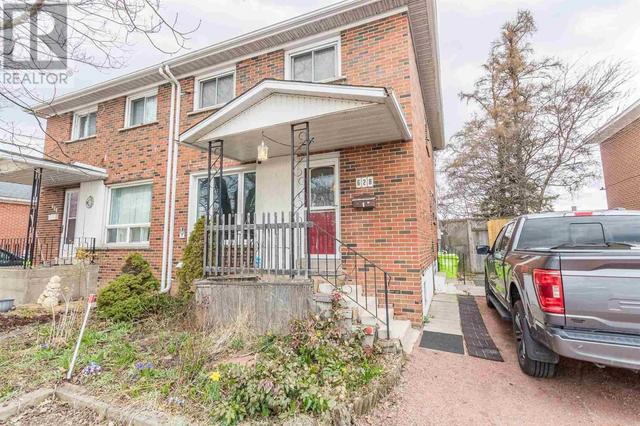 628 Mcnabb St, House semidetached with 3 bedrooms, 1 bathrooms and null parking in Sault Ste. Marie ON | Image 3
