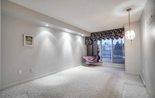 311 - 7300 Yonge St, Condo with 2 bedrooms, 2 bathrooms and 1 parking in Vaughan ON | Image 13