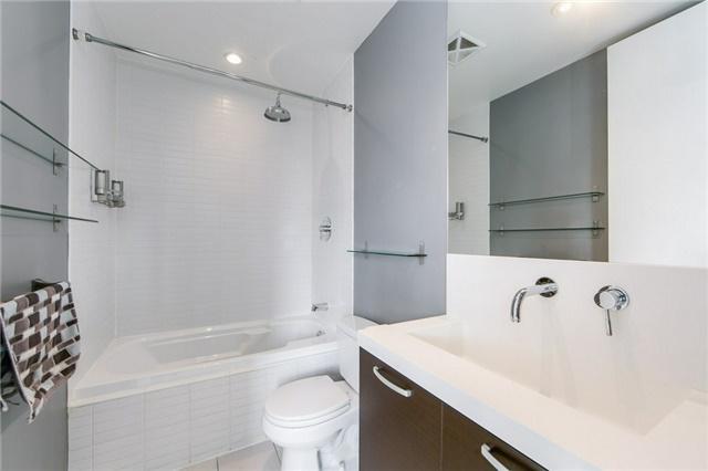 405 - 10 Morrison St, Condo with 2 bedrooms, 3 bathrooms and 1 parking in Toronto ON | Image 14