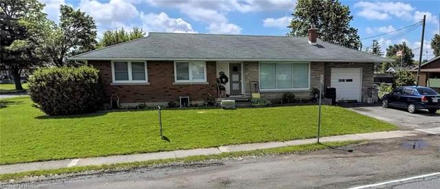 161 St Davids Road W, House detached with 3 bedrooms, 2 bathrooms and 3 parking in Thorold ON | Image 1