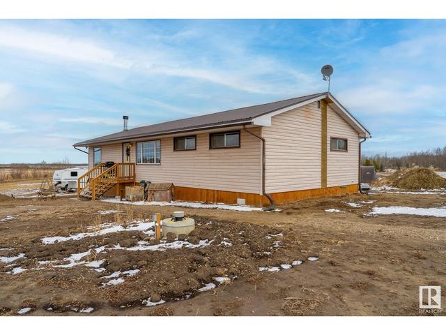 554066 Rge Rd 192, House detached with 3 bedrooms, 1 bathrooms and null parking in Lamont County AB | Image 41