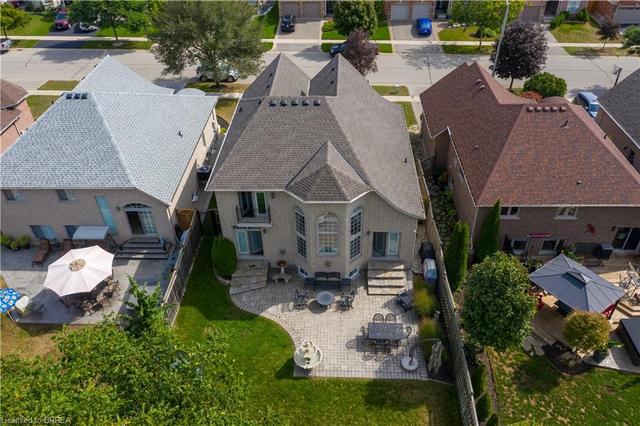 62 Carmichael Crescent, House detached with 4 bedrooms, 4 bathrooms and 4 parking in Brantford ON | Image 37