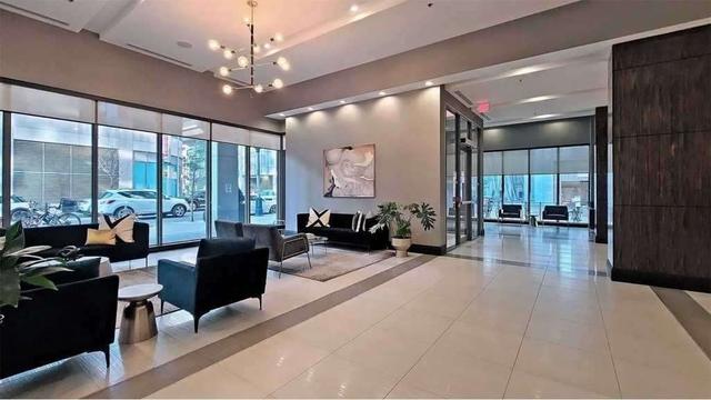 1506 - 19 Grand Trunk Cres, Condo with 2 bedrooms, 2 bathrooms and 1 parking in Toronto ON | Image 2