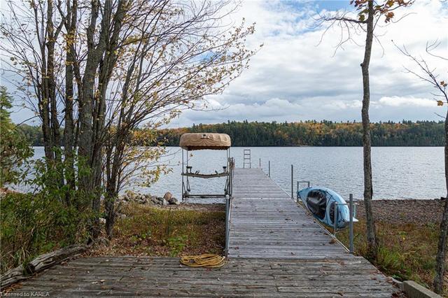 351 Crow Lake Road, House detached with 3 bedrooms, 3 bathrooms and 2 parking in Tay Valley ON | Image 38