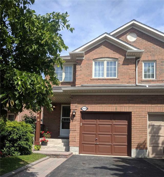 1409 Quest Circ, House semidetached with 3 bedrooms, 2 bathrooms and 3 parking in Mississauga ON | Image 1