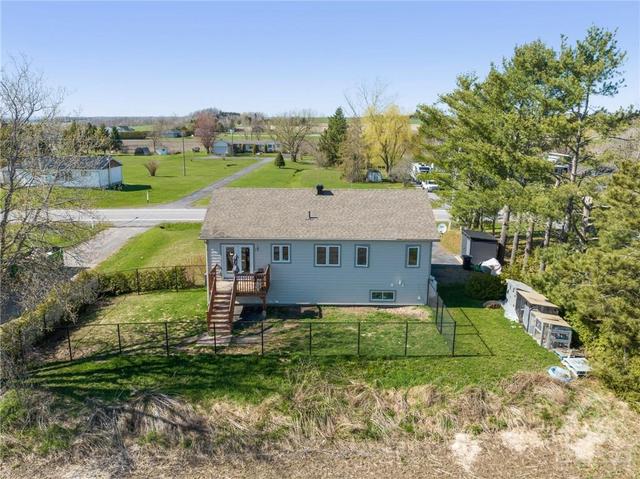 2824 St Pascal Road, House detached with 3 bedrooms, 2 bathrooms and 6 parking in Clarence Rockland ON | Image 29