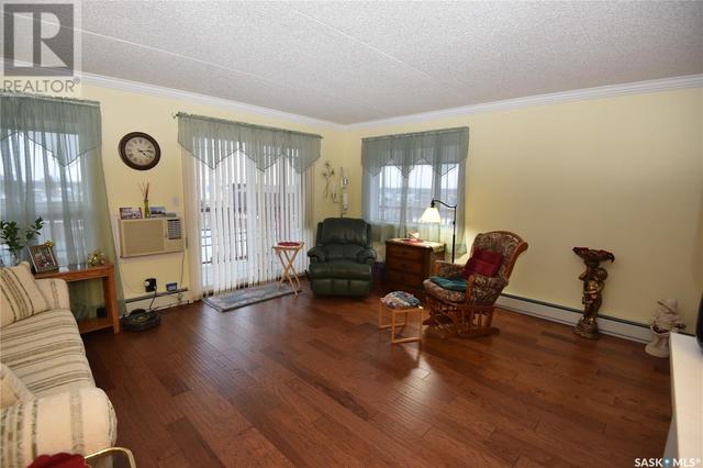 308 - 220 1st Street E, Condo with 2 bedrooms, 2 bathrooms and null parking in Nipawin SK | Image 7