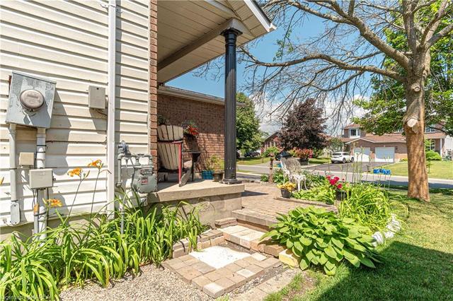 578 Barnsley Crescent, House semidetached with 3 bedrooms, 1 bathrooms and 3 parking in Kingston ON | Image 6