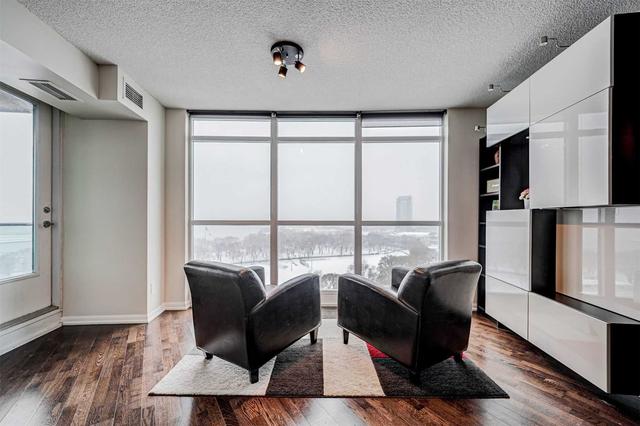 1604 - 215 Fort York Blvd, Condo with 2 bedrooms, 2 bathrooms and 1 parking in Toronto ON | Image 8