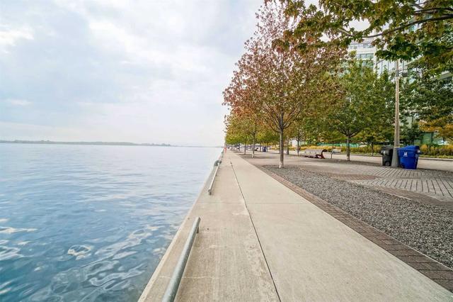 1123 - 39 Queens Quay E, Condo with 2 bedrooms, 2 bathrooms and 2 parking in Toronto ON | Image 29