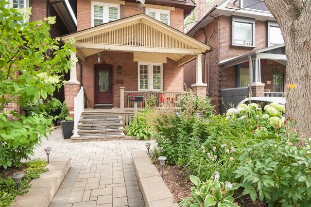 83 Hollywood Cres, House detached with 4 bedrooms, 3 bathrooms and 0 parking in Toronto ON | Image 12