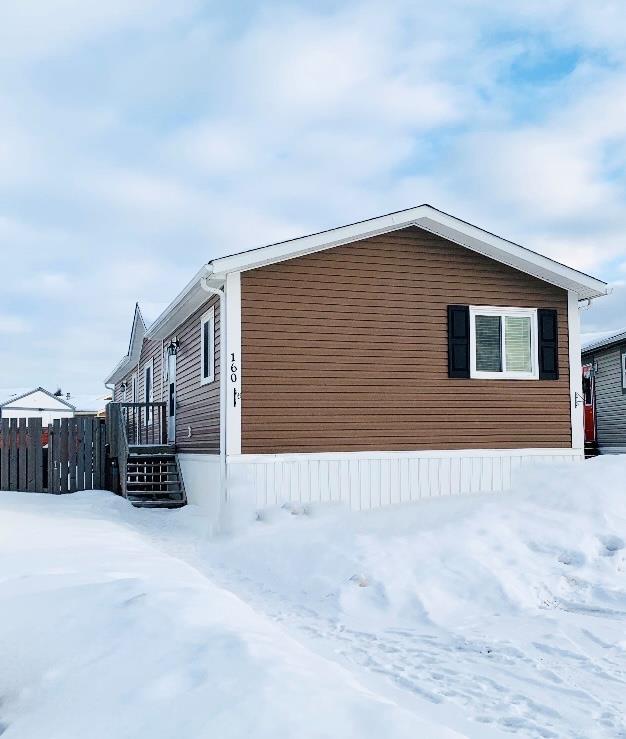160 Greenbriar Bay, House detached with 4 bedrooms, 2 bathrooms and 3 parking in Wood Buffalo AB | Image 3