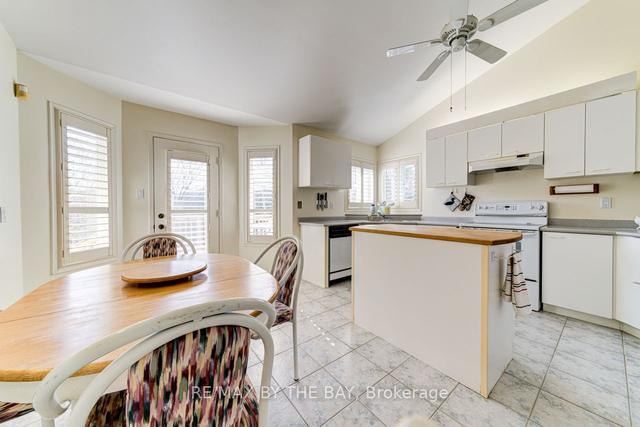 27 Barker Blvd, Condo with 3 bedrooms, 4 bathrooms and 4 parking in Collingwood ON | Image 39
