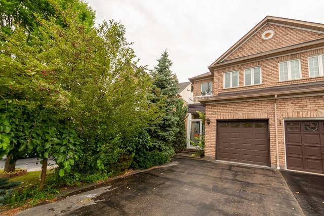 643 Dolly Bird Lane, House semidetached with 3 bedrooms, 3 bathrooms and 5 parking in Mississauga ON | Image 12