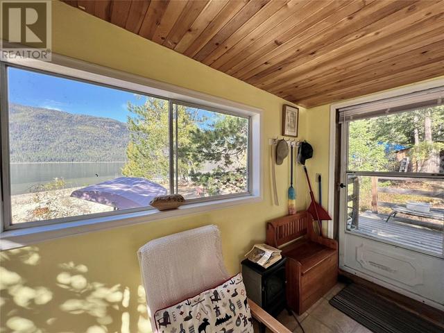 8554 97a Highway, House detached with 2 bedrooms, 1 bathrooms and null parking in North Okanagan F BC | Image 27