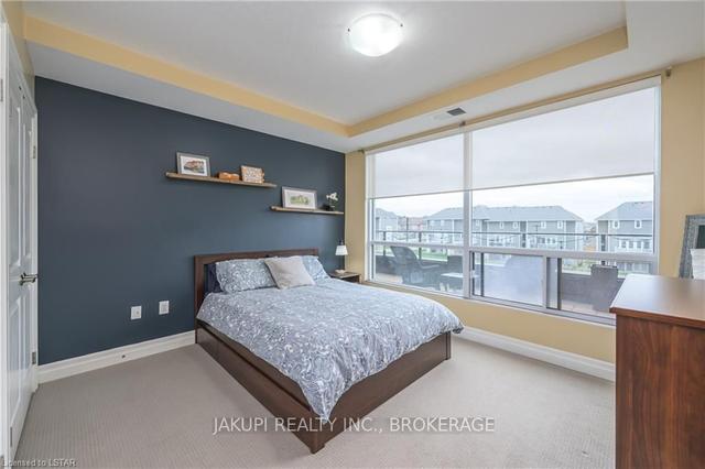 209 - 260 Villagewalk Blvd, Condo with 2 bedrooms, 2 bathrooms and 2 parking in London ON | Image 7