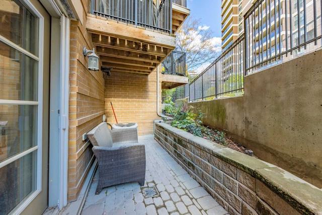 75 Pleasant Blvd, Townhouse with 2 bedrooms, 3 bathrooms and 2 parking in Toronto ON | Image 22