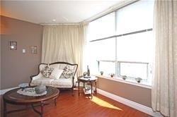 305 - 7250 Yonge St N, Condo with 2 bedrooms, 2 bathrooms and 2 parking in Vaughan ON | Image 4