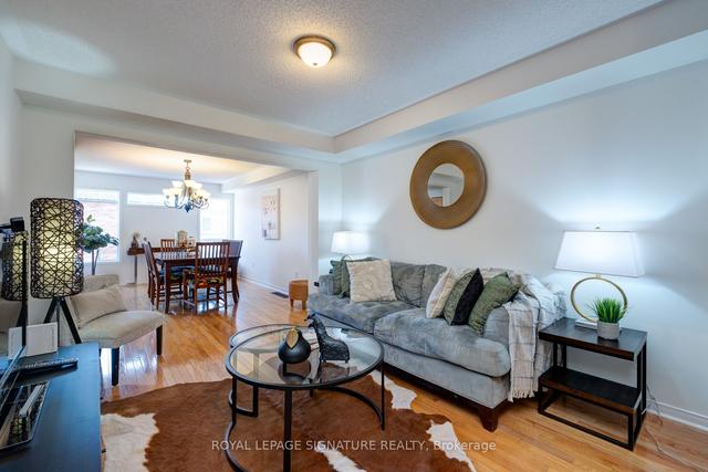 17 Vessel Cres, House detached with 3 bedrooms, 3 bathrooms and 2 parking in Toronto ON | Image 23