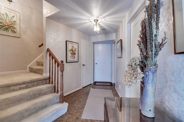 50 Quail Valley Dr, Condo with 3 bedrooms, 3 bathrooms and 4 parking in Markham ON | Image 8