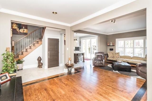 2241 Proudfoot Tr E, House detached with 4 bedrooms, 5 bathrooms and 6 parking in Oakville ON | Image 7
