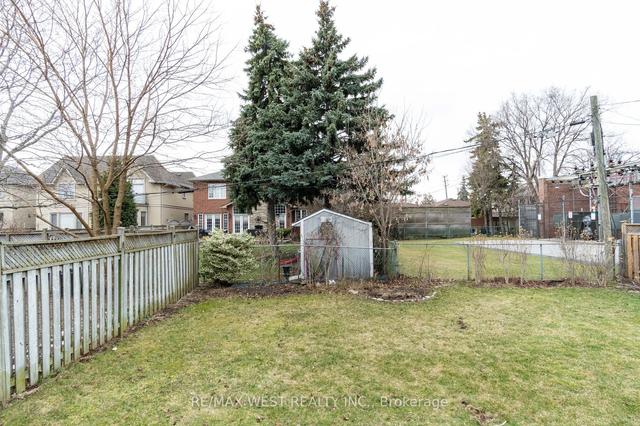8 Koos Rd, House detached with 3 bedrooms, 1 bathrooms and 2 parking in Toronto ON | Image 24