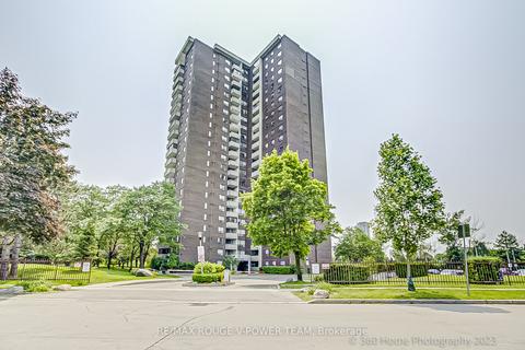 604 - 10 Muirhead Rd, Condo with 2 bedrooms, 1 bathrooms and 1 parking in Toronto ON | Card Image