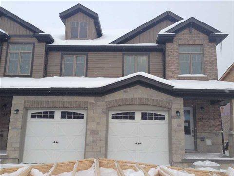 71 Arlington Crt, Townhouse with 3 bedrooms, 3 bathrooms and 2 parking in Guelph ON | Image 1