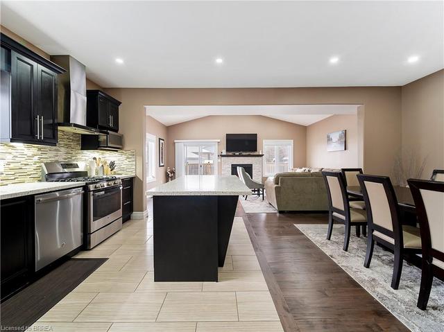 247b Grand Street, House semidetached with 4 bedrooms, 3 bathrooms and 1 parking in Brantford ON | Image 9