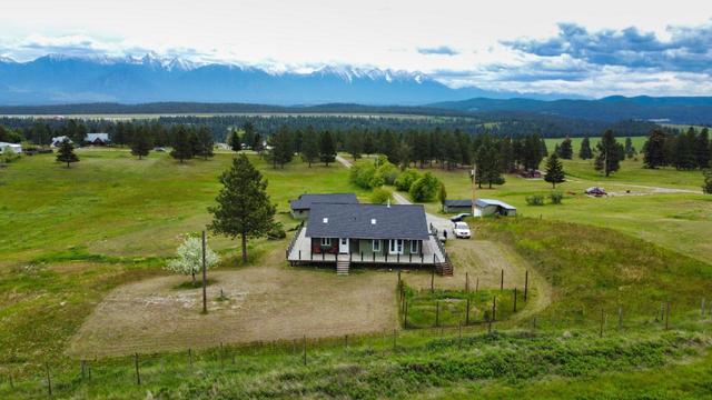 9671 Clearview Road, House detached with 4 bedrooms, 4 bathrooms and 2 parking in East Kootenay C BC | Card Image