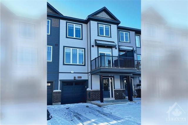 135 Attwell Private, Townhouse with 2 bedrooms, 3 bathrooms and 2 parking in Ottawa ON | Image 1