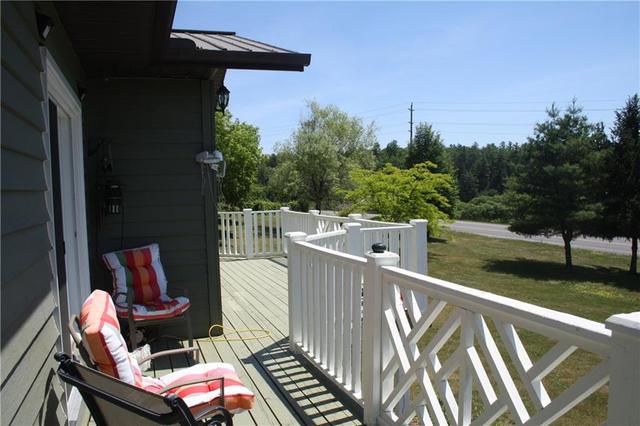 2988 Calabogie Road, House detached with 3 bedrooms, 4 bathrooms and 10 parking in Greater Madawaska ON | Image 5