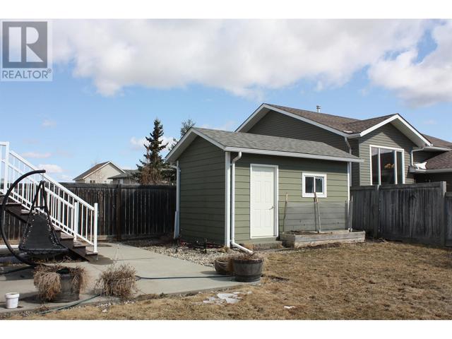 9624 113 Avenue, House detached with 5 bedrooms, 3 bathrooms and null parking in Fort St. John BC | Image 38