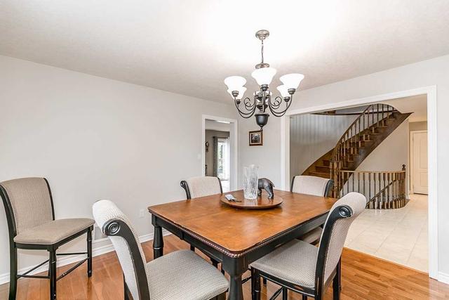 202 Cumming Dr, House detached with 3 bedrooms, 4 bathrooms and 5 parking in Barrie ON | Image 38
