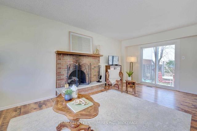 28 - 336 Queen St S, Townhouse with 3 bedrooms, 2 bathrooms and 2 parking in Mississauga ON | Image 9