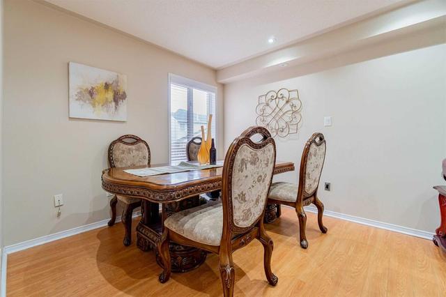 136 Bunchberry Way, House detached with 3 bedrooms, 4 bathrooms and 4 parking in Brampton ON | Image 4