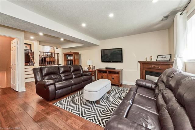 131 Ptarmigan Drive, House detached with 3 bedrooms, 2 bathrooms and 5 parking in Guelph ON | Image 14