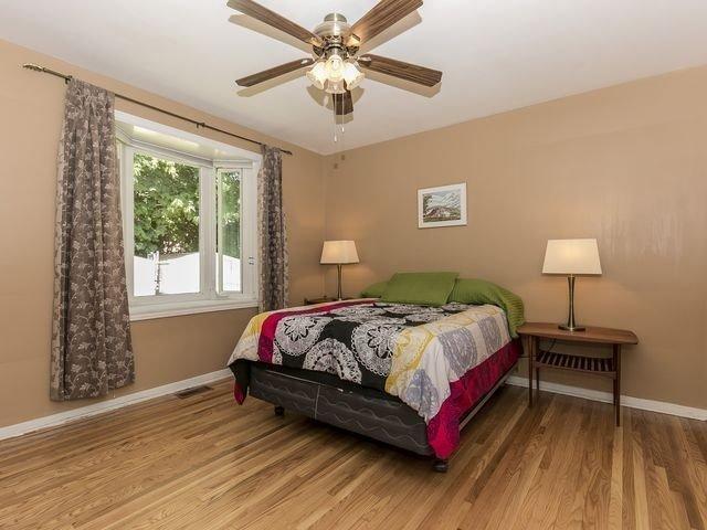 1987 Deanhome Rd, House detached with 3 bedrooms, 2 bathrooms and 1 parking in Mississauga ON | Image 6