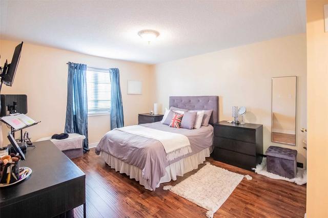 32 Princess Valley Cres, House detached with 5 bedrooms, 6 bathrooms and 7 parking in Brampton ON | Image 13