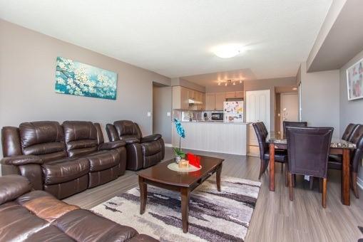 1002 - 135 Pond Dr, Condo with 2 bedrooms, 2 bathrooms and 1 parking in Markham ON | Image 5