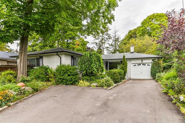 450 Guildwood Pkwy, House detached with 2 bedrooms, 2 bathrooms and 5 parking in Toronto ON | Image 1