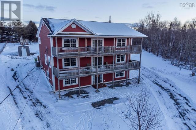 57 Hazelwood Drive, House detached with 5 bedrooms, 3 bathrooms and null parking in West Hants NS | Image 1