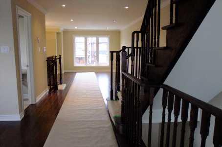104 Holland Park Ave, House semidetached with 3 bedrooms, 4 bathrooms and 2 parking in Toronto ON | Image 8