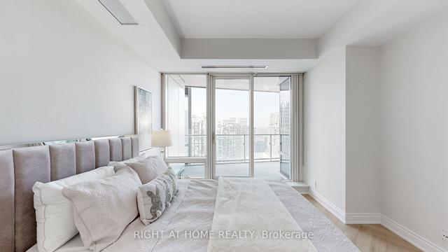4103 - 180 University Ave, Condo with 1 bedrooms, 2 bathrooms and 1 parking in Toronto ON | Image 17