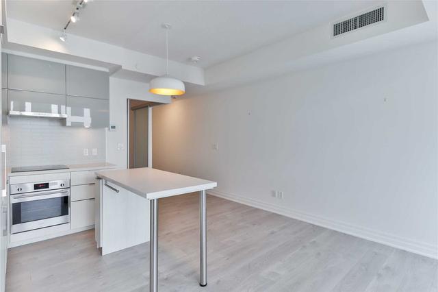 803a - 10 Rouge Valley Dr W, Condo with 1 bedrooms, 1 bathrooms and 1 parking in Markham ON | Image 3