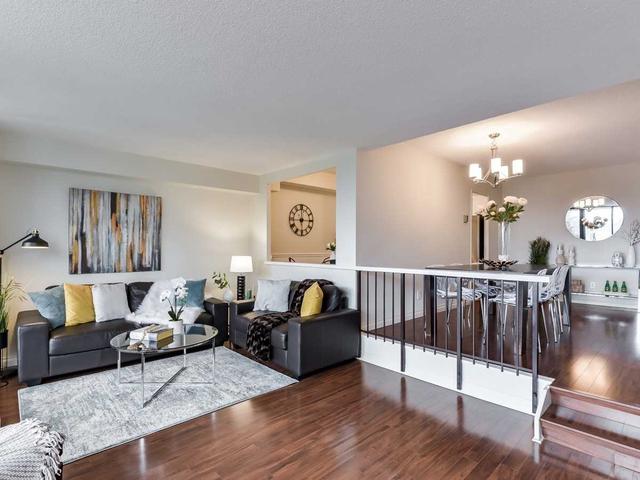 406 - 50 Baif Blvd, Condo with 3 bedrooms, 2 bathrooms and 2 parking in Richmond Hill ON | Image 1