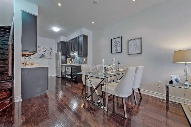 35 Hargrave Lane, Townhouse with 3 bedrooms, 3 bathrooms and 1 parking in Toronto ON | Image 32