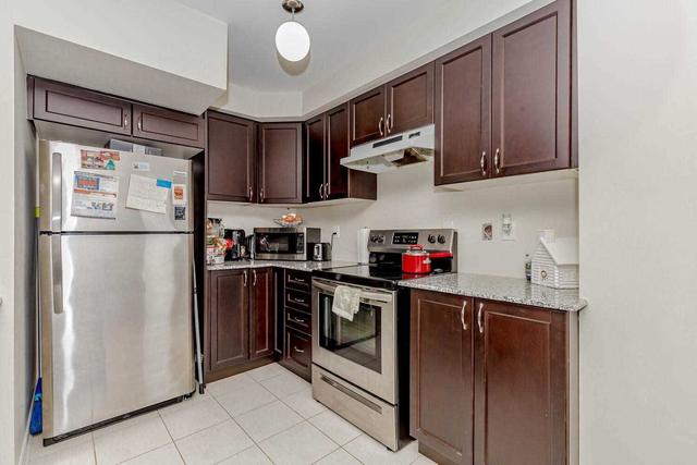 200 Veterans Dr, Townhouse with 3 bedrooms, 3 bathrooms and 2 parking in Brampton ON | Image 6