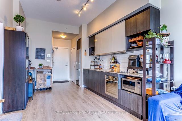 413 - 99 The Donway W, Condo with 1 bedrooms, 1 bathrooms and 1 parking in Toronto ON | Image 2
