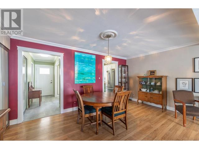 104 - 3315 Wilson Street, House attached with 3 bedrooms, 1 bathrooms and 1 parking in Penticton BC | Image 17